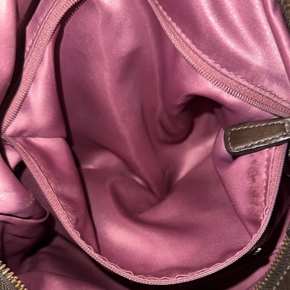 Coach Dark Brown Leather Shoulder Bag nice size gold accents cute - Picture 11 of 14